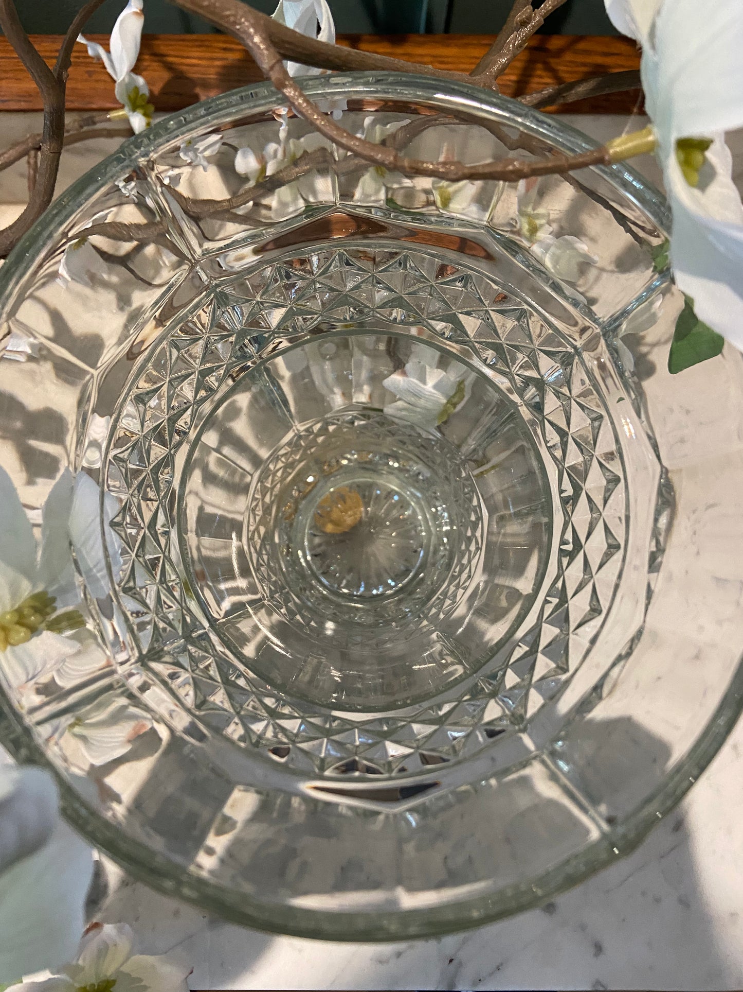 Grand vase en cristal sculpté
