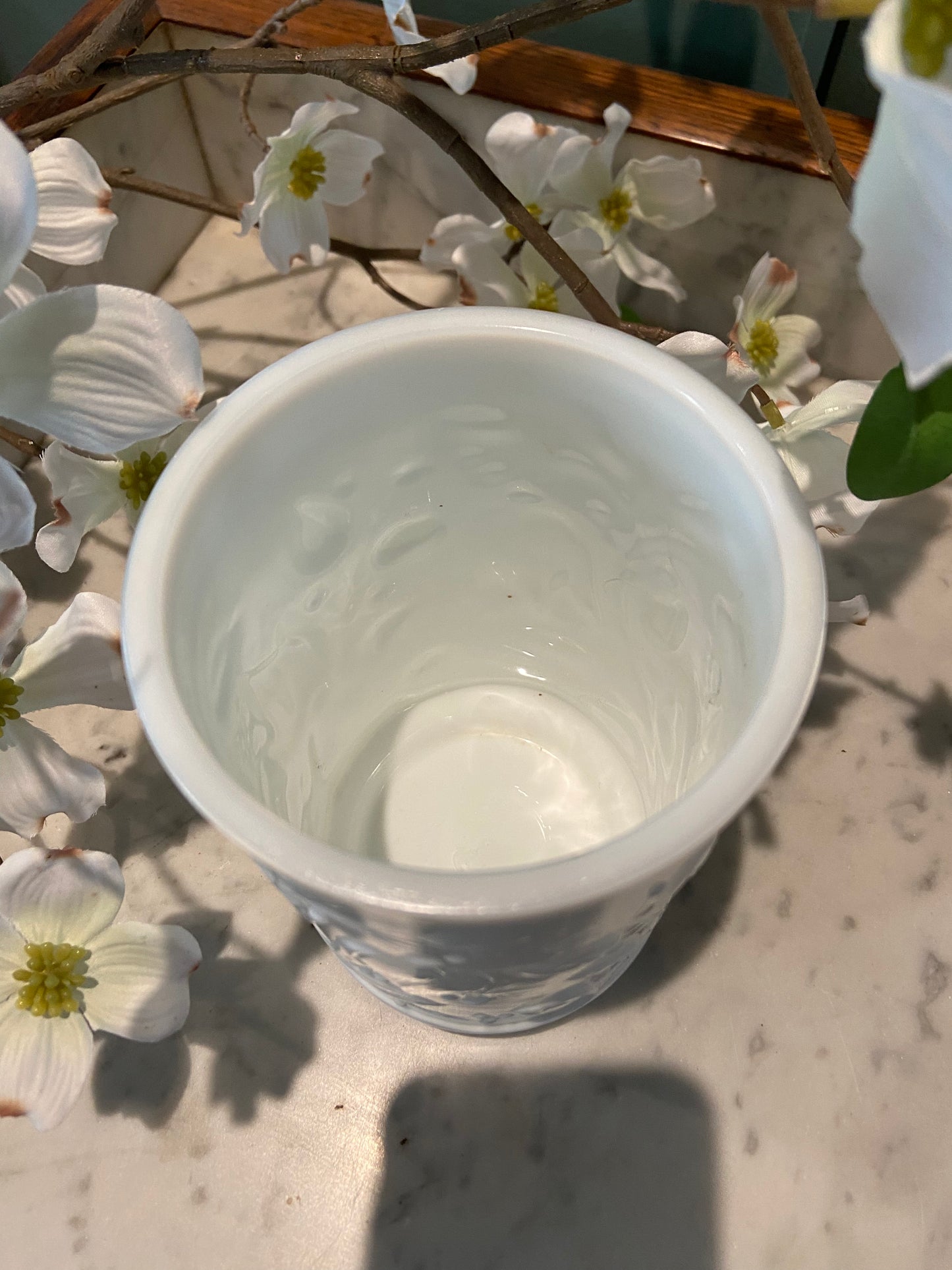 Vase en verre opaline blanc