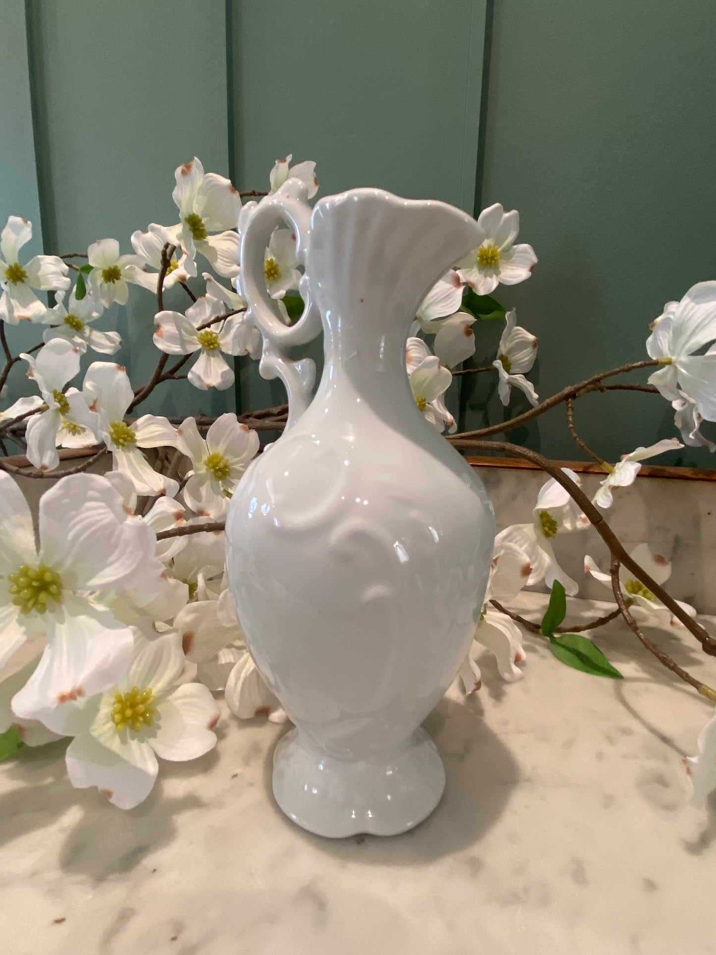 Petite cruche en porcelaine de Limoges