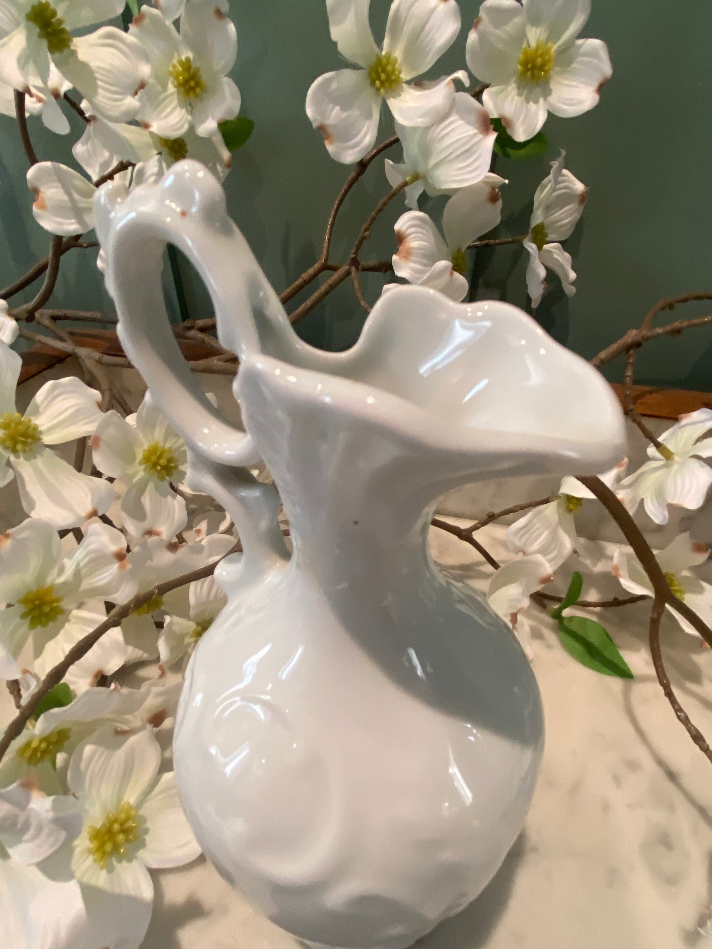 Petite cruche en porcelaine de Limoges