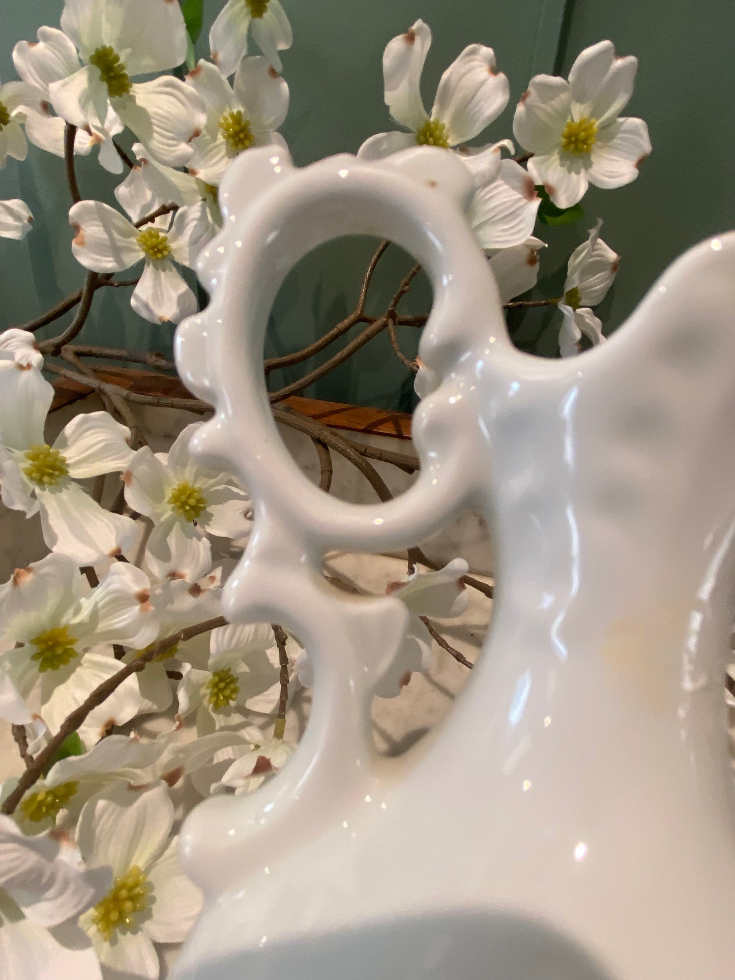 Petite cruche en porcelaine de Limoges
