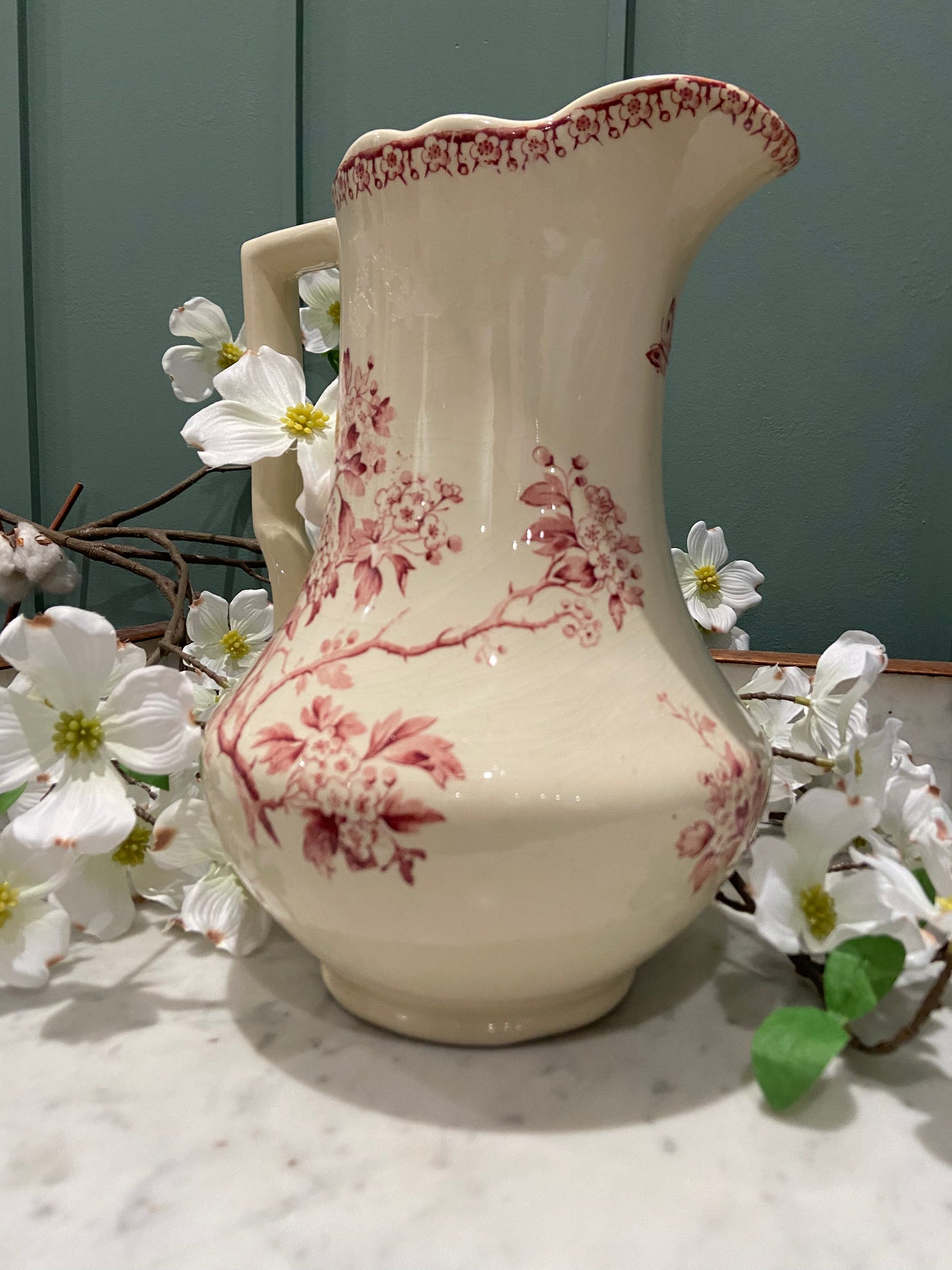 Broc et cuvette en porcelaine de Gien