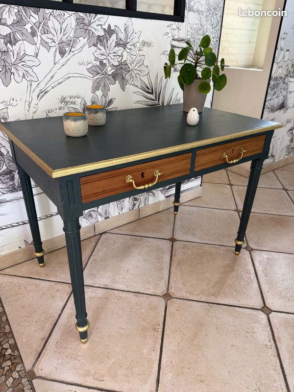Bureau/Table