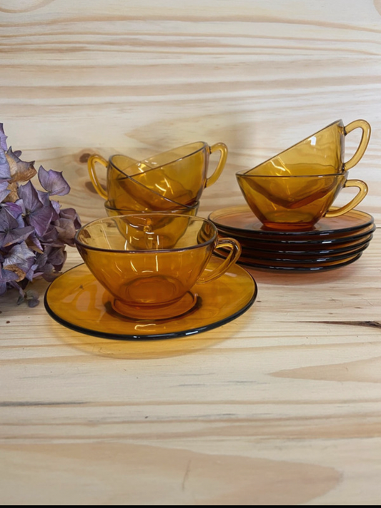 Tasses avec Soucoupes VERECO