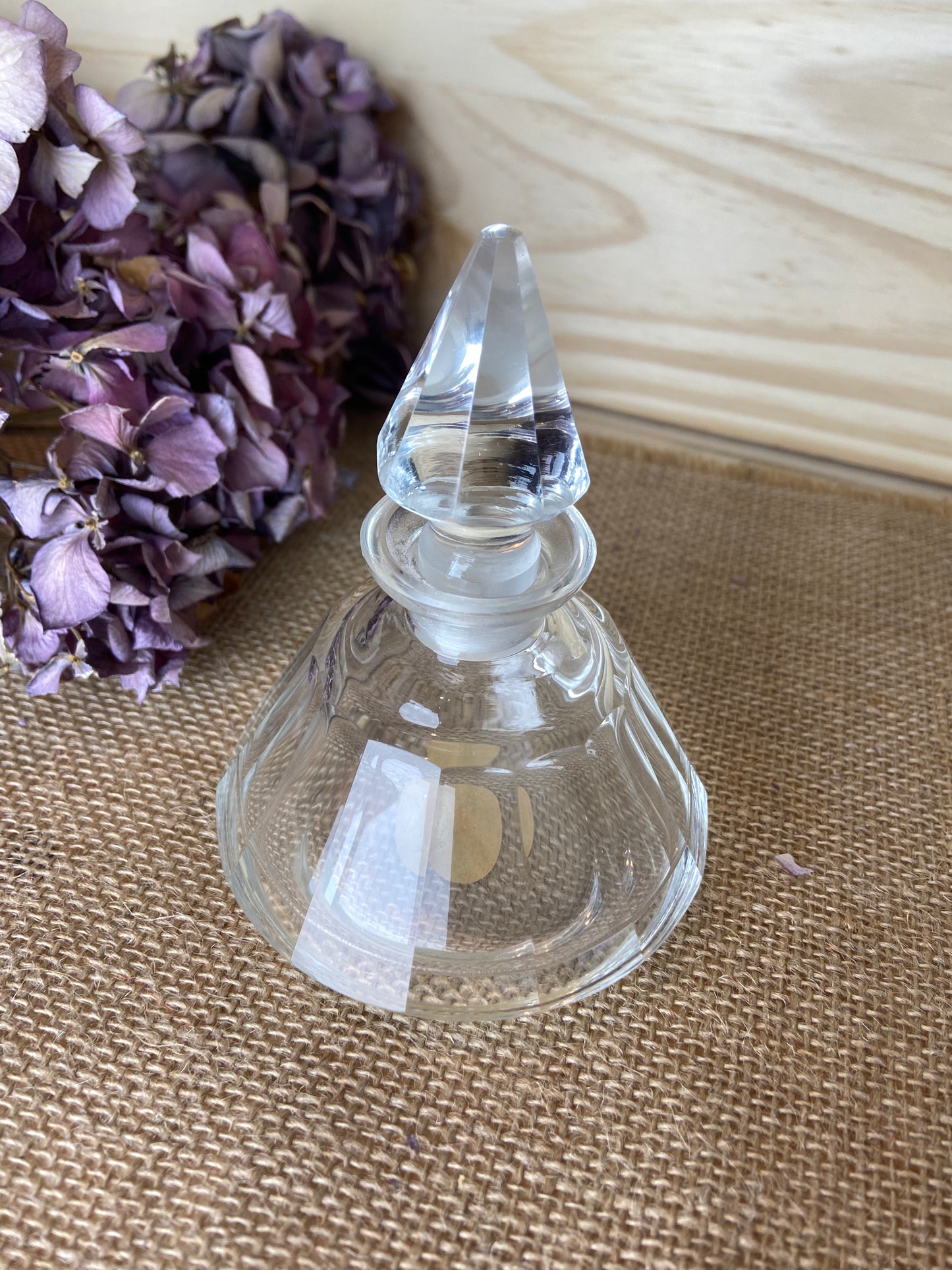 Bouteille de parfum vintage