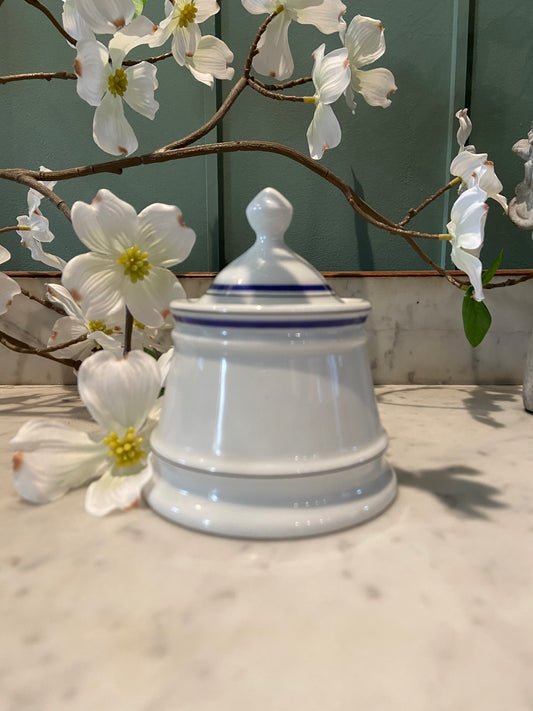 Sucrier en porcelaine