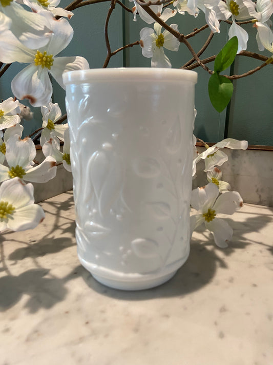 Vase en verre opaline blanc