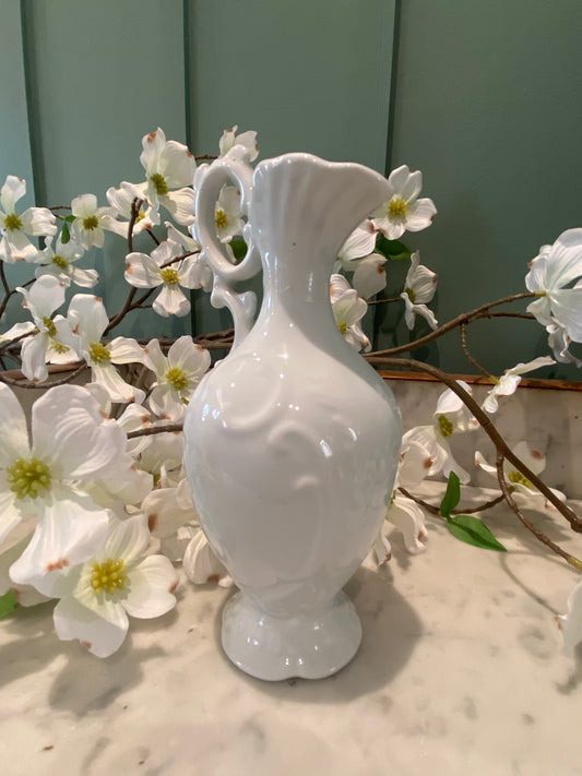 Petite cruche en porcelaine de Limoges