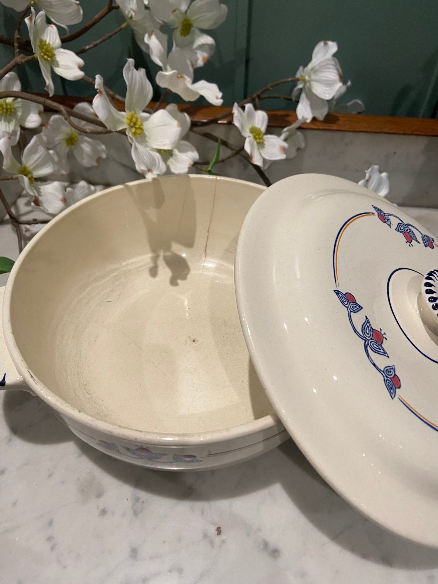 Soupière en faïence de Trégastel