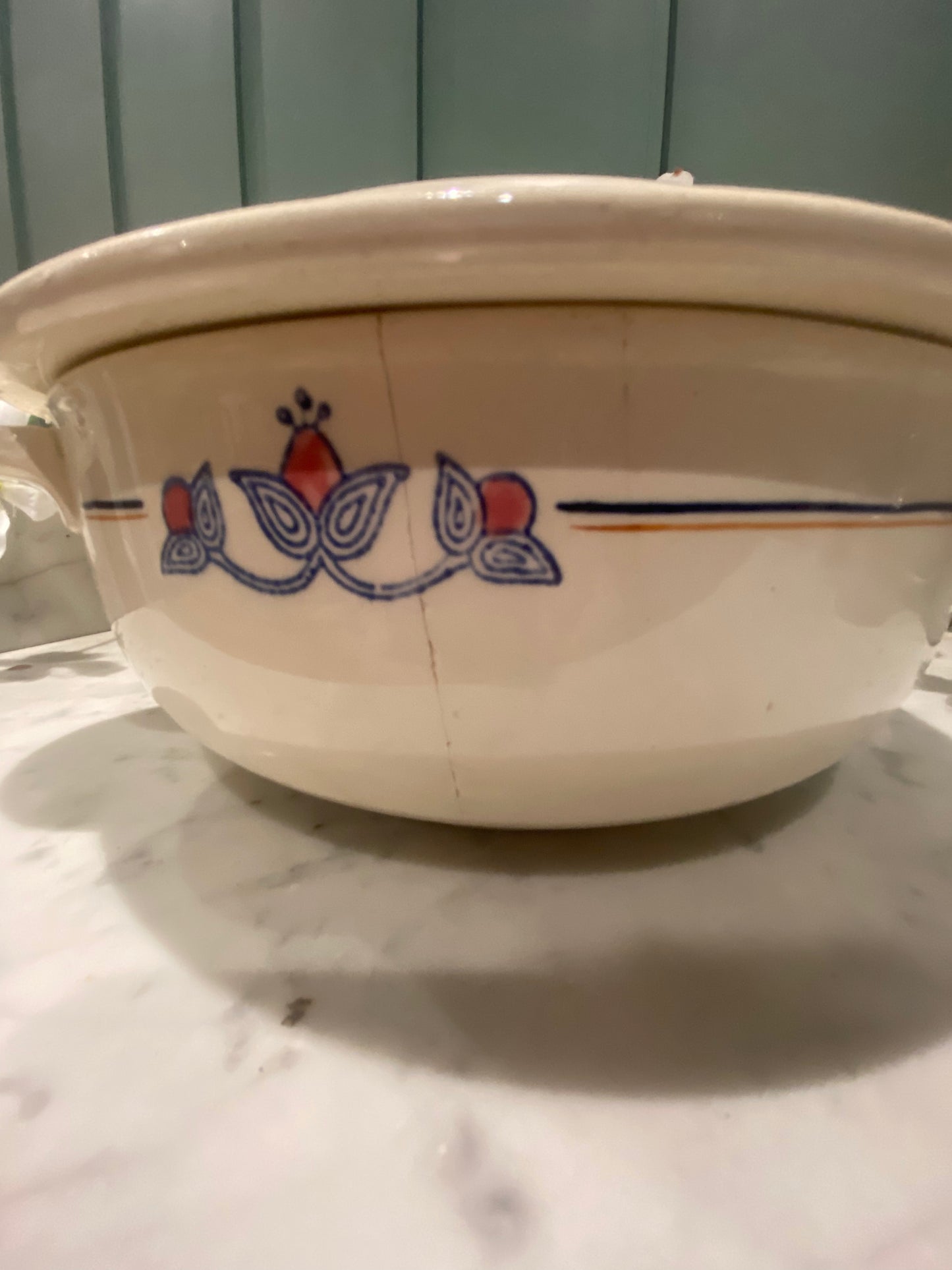 Soupière en faïence de Trégastel