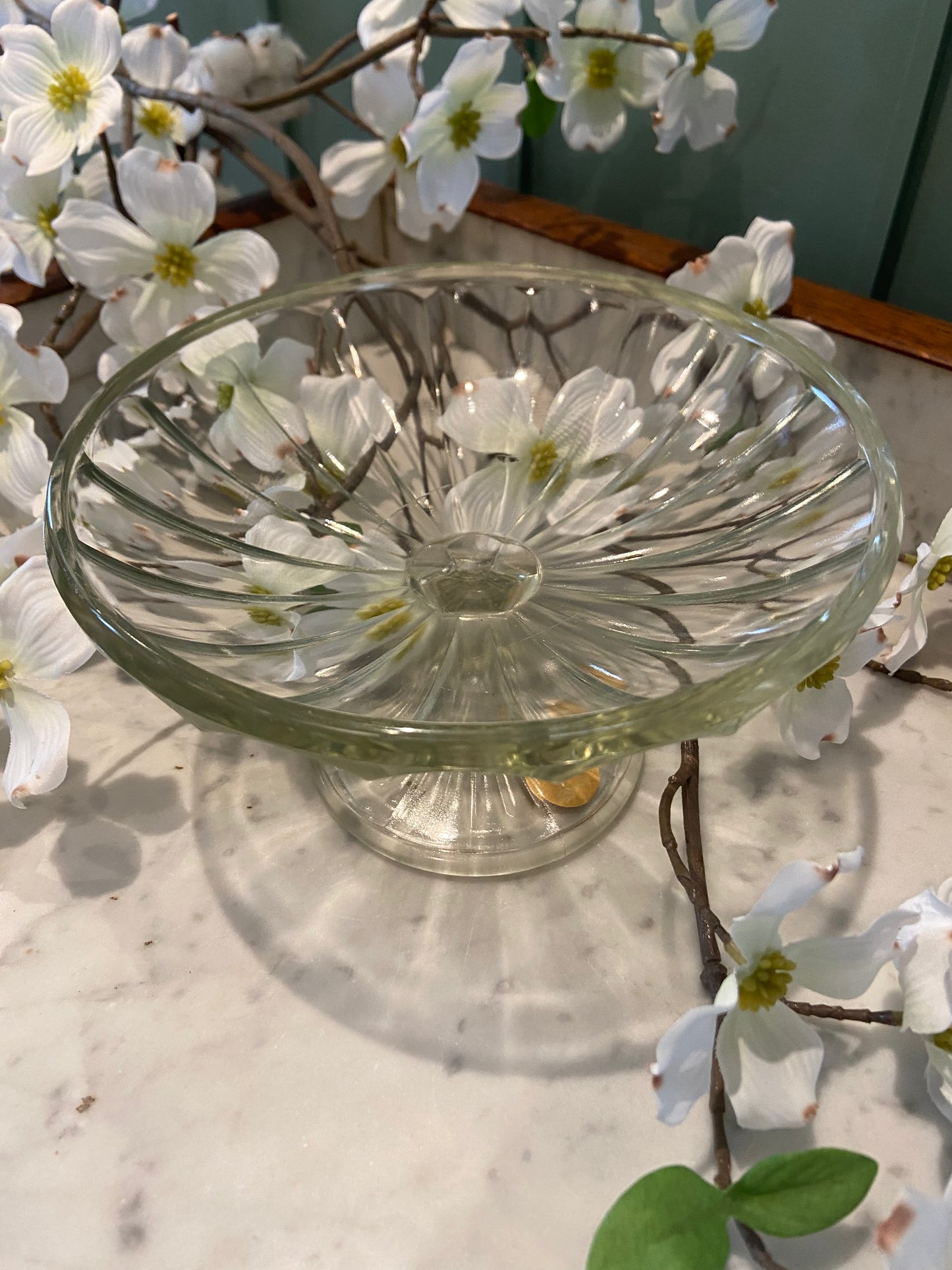 Coupe à fruits en verre épais sur pied