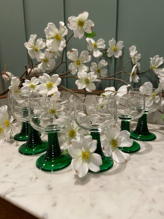 Verres à pied épais vert alsacien