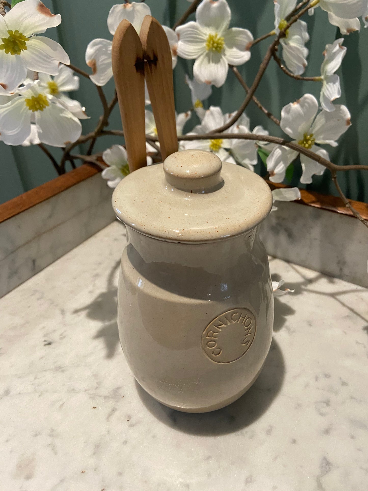 Gros pot à cornichons