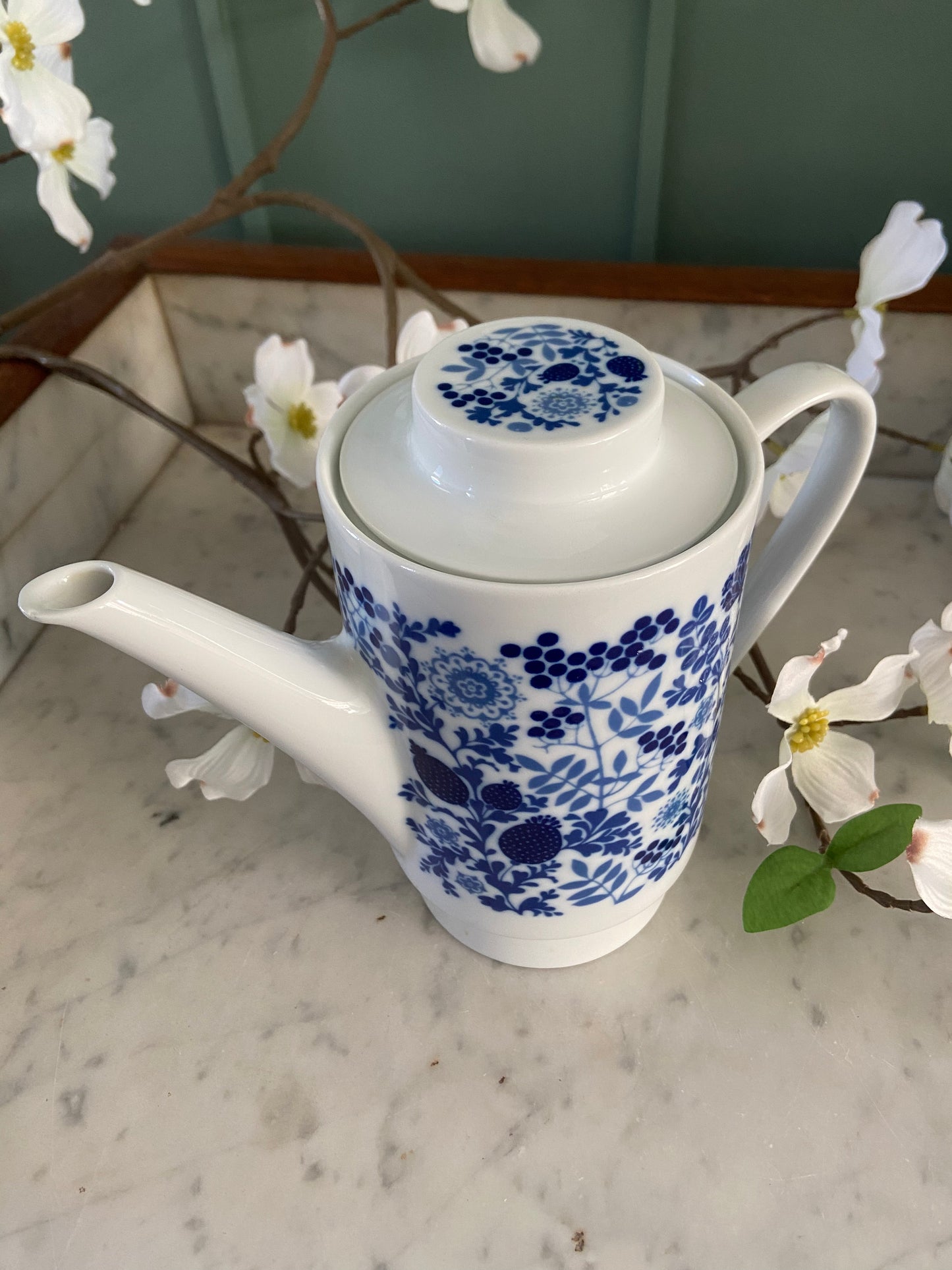 Cafetière en porcelaine