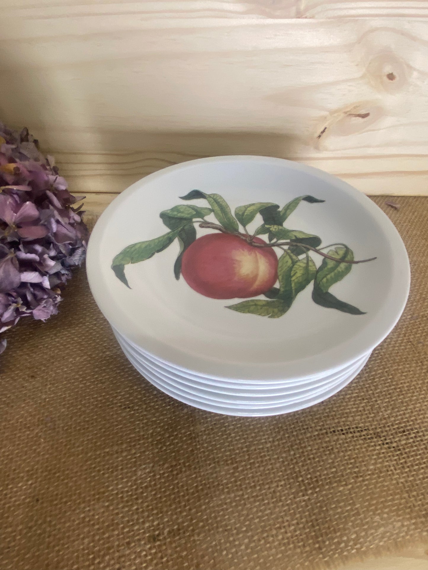 6 assiettes à dessert en porcelaine motif pêche et feuilles